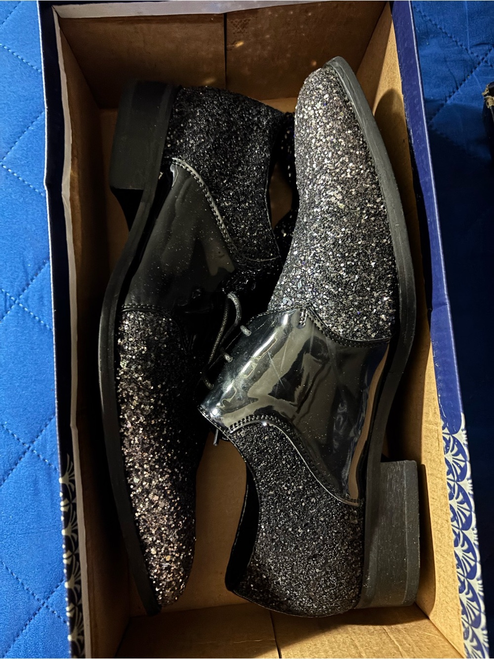 Men shiny loafers